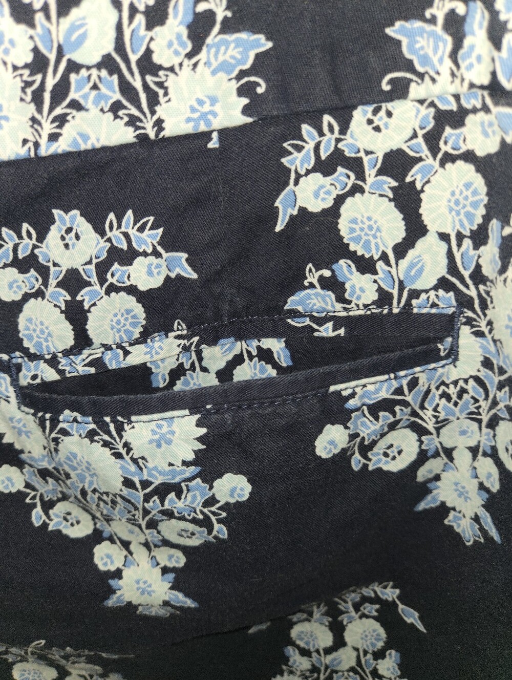 Loft Outlet Patterned Midrise 4" Inch Short - Picture 7 of 9
